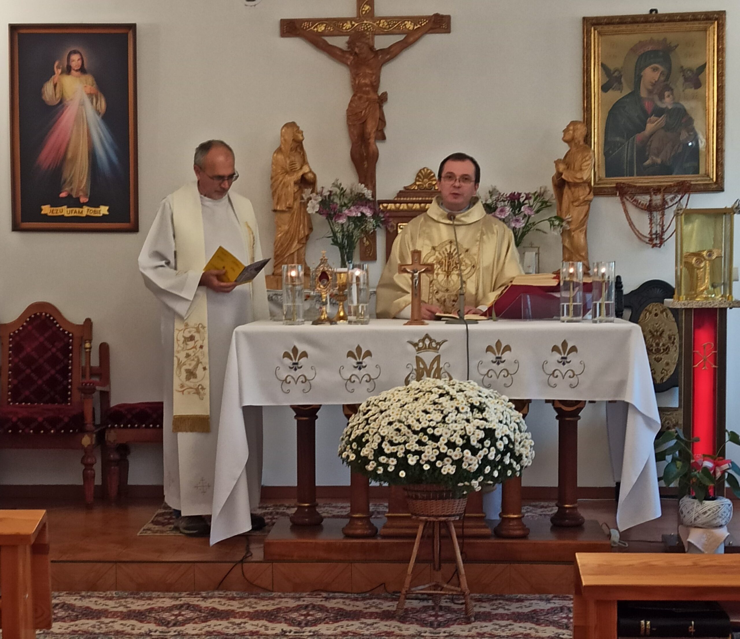 Msza święta rekolekcyjna w kaplicy
