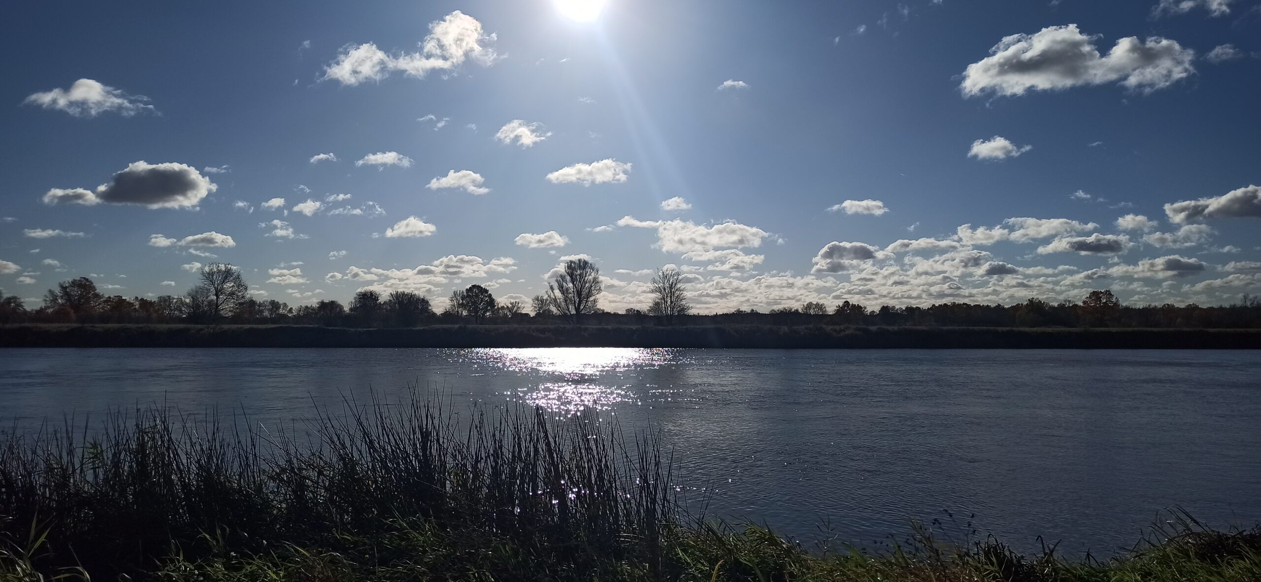 Słońce nad rzeką